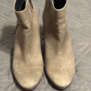 Women's Tan Ankle Boots